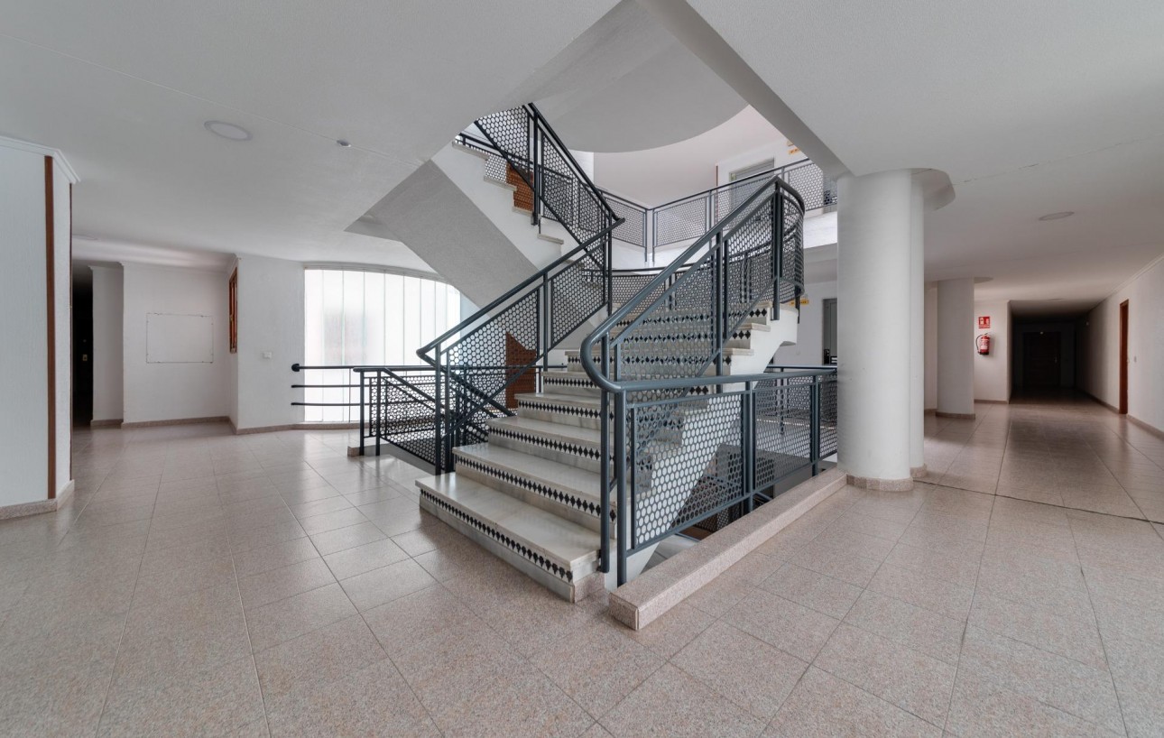 Resale - Wohnung - Torrevieja - Acequion