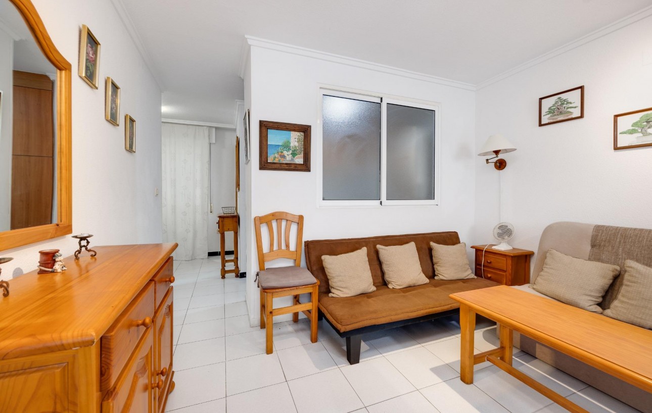 Venta - Apartamento - Torrevieja - Playa de los locos