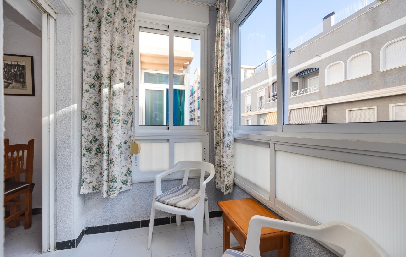 Venta - Apartamento - Torrevieja - Playa de los locos