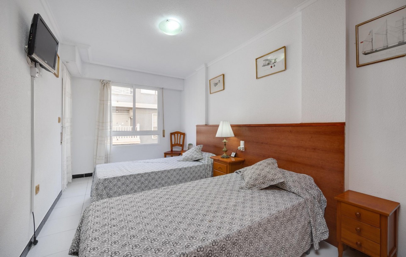 Venta - Apartamento - Torrevieja - Playa de los locos