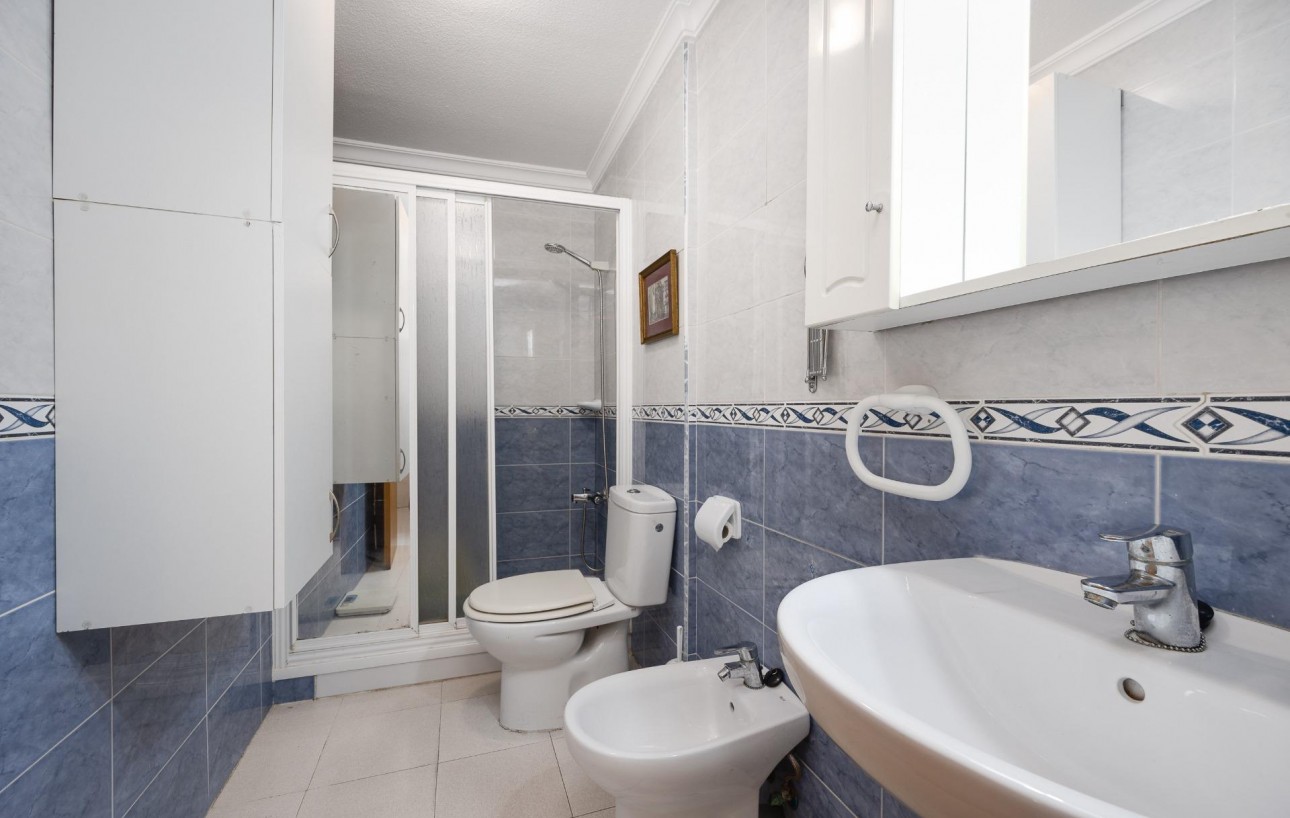 Venta - Apartamento - Torrevieja - Playa de los locos