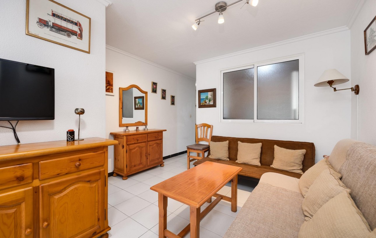 Venta - Apartamento - Torrevieja - Playa de los locos