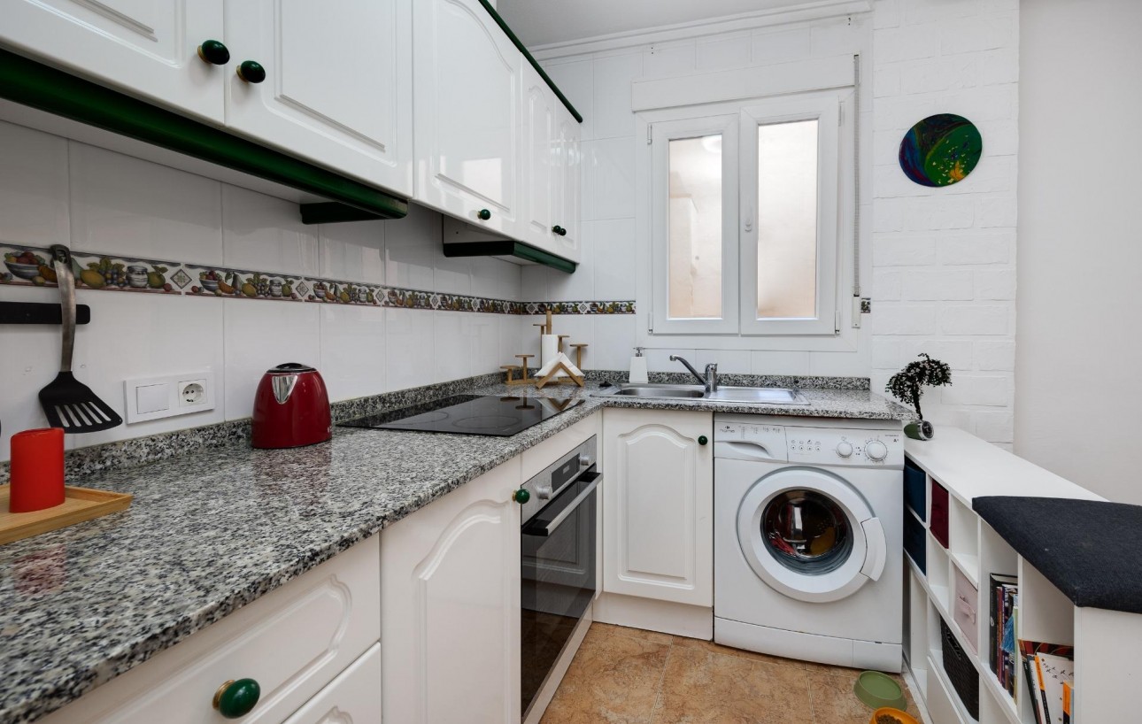 Resale - Wohnung - Torrevieja - Playa del cura