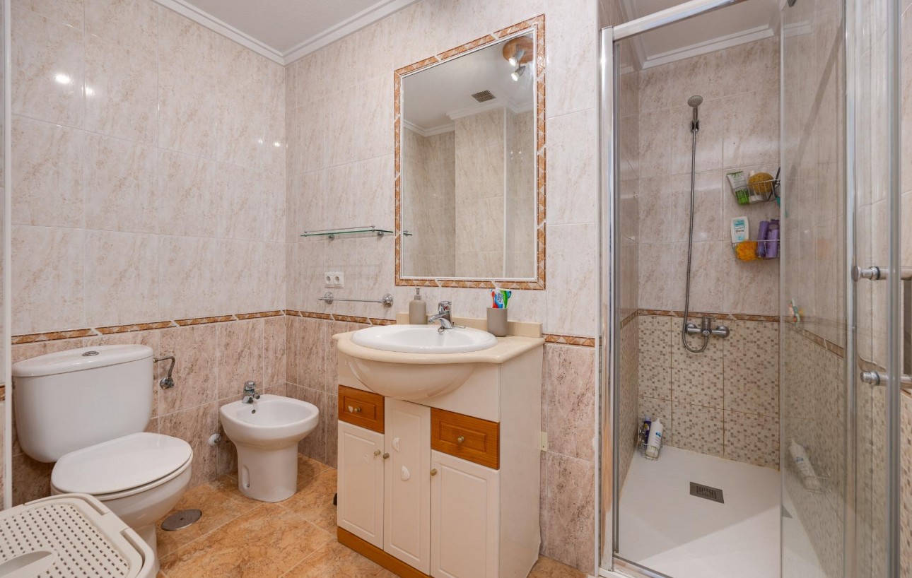 Resale - Wohnung - Torrevieja - Playa del cura