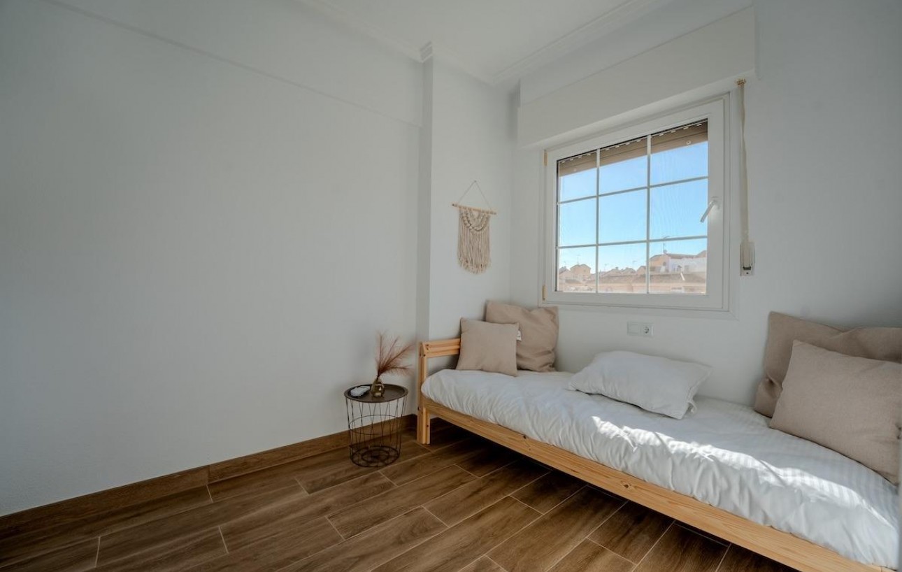 Venta - Casa Tipo Dúplex - Torrevieja - Torreblanca