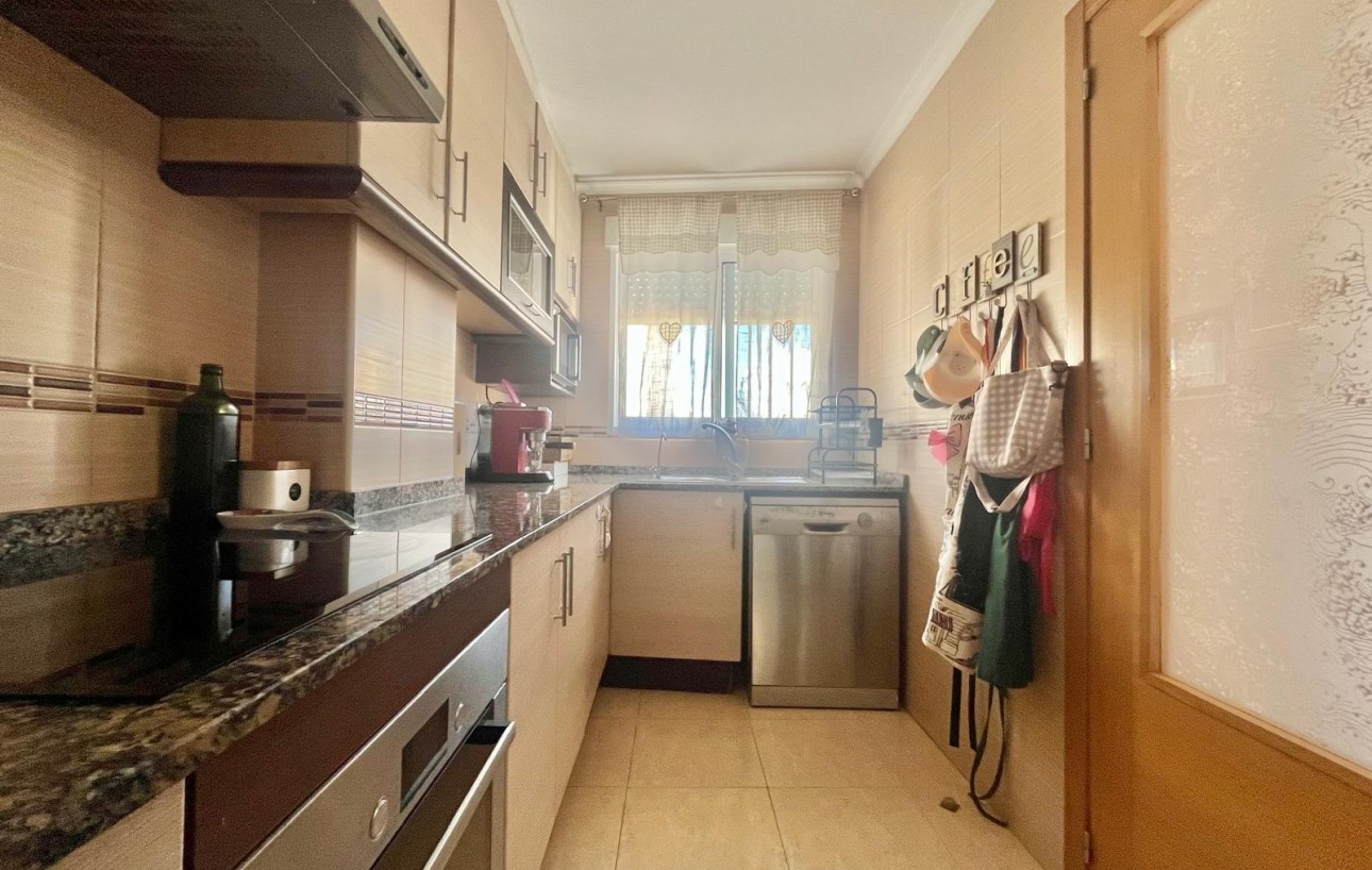 Revente - Appartement - Torrevieja - Centro