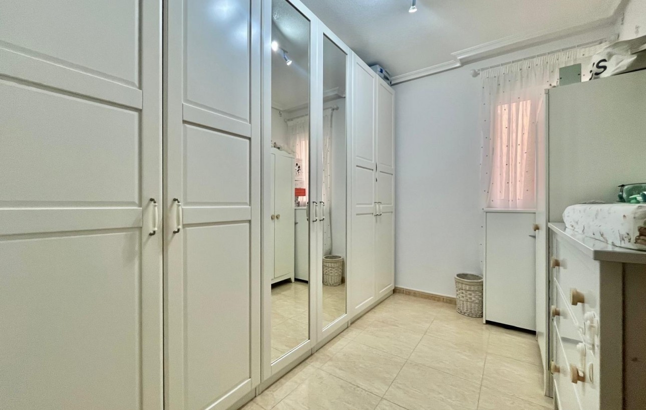 Revente - Appartement - Torrevieja - Centro