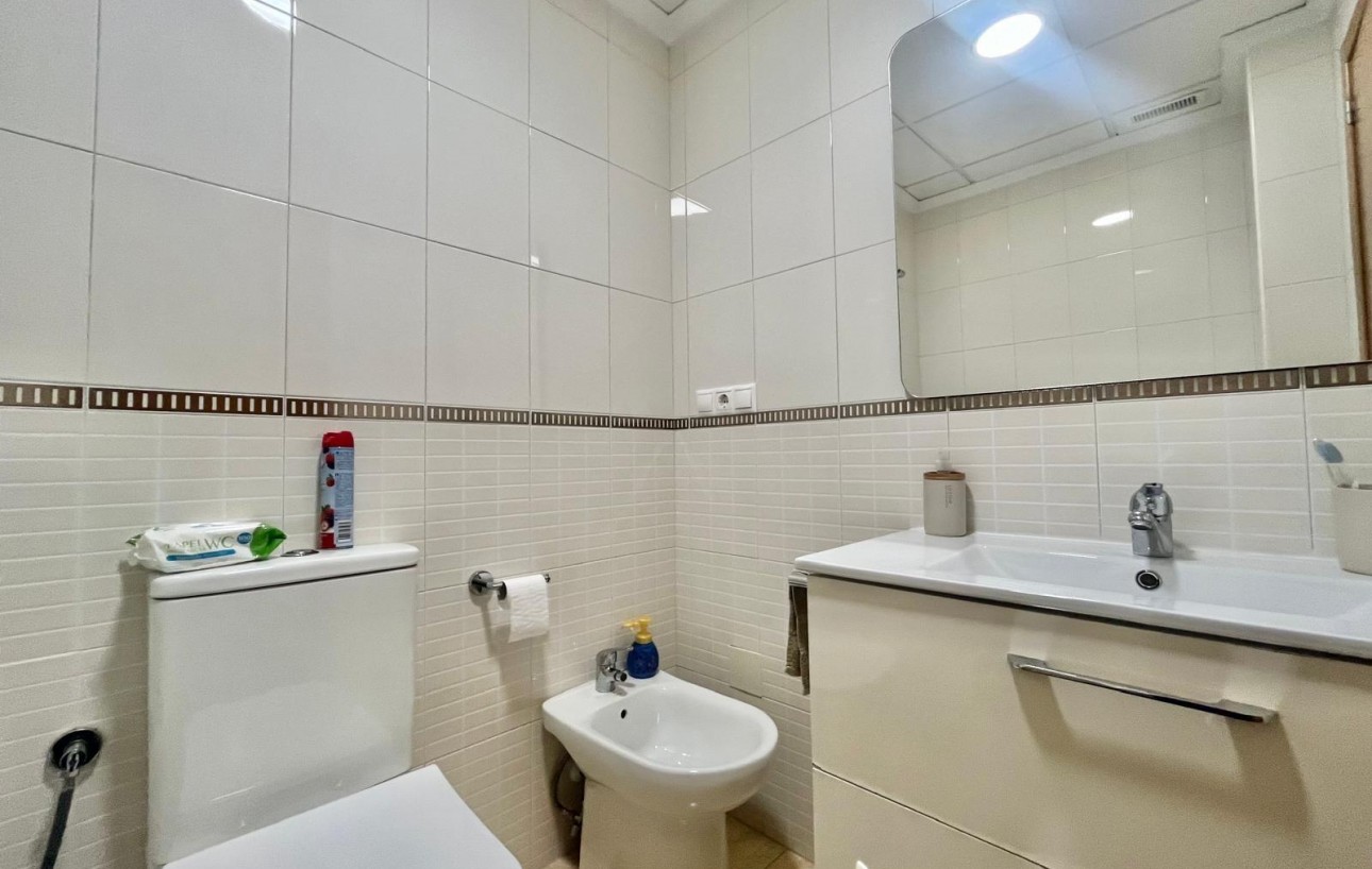 Revente - Appartement - Torrevieja - Centro