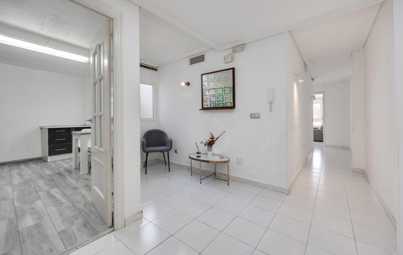 Venta - Apartamento - Torrevieja - torrevieja