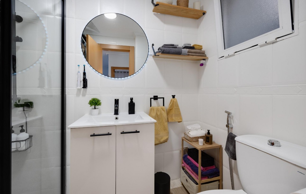 Resale - Bungalow Planta Baja - Torrevieja - Torreblanca