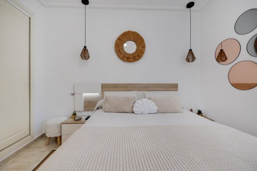 Resale - Bungalow Planta Baja - Torrevieja - Torreblanca