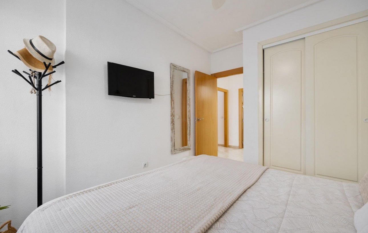 Resale - Bungalow Planta Baja - Torrevieja - Torreblanca