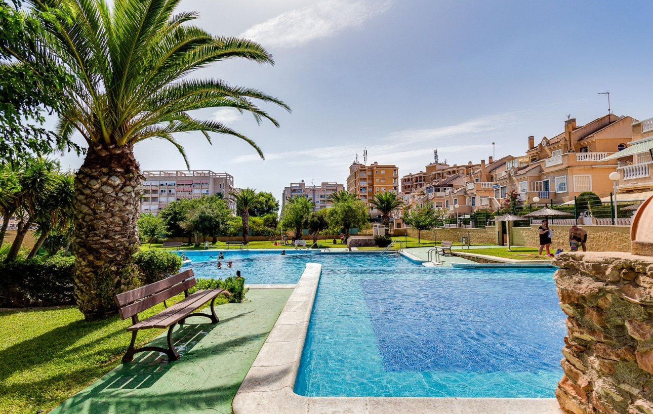 Resale - Bungalow Planta Baja - Torrevieja - Torreblanca