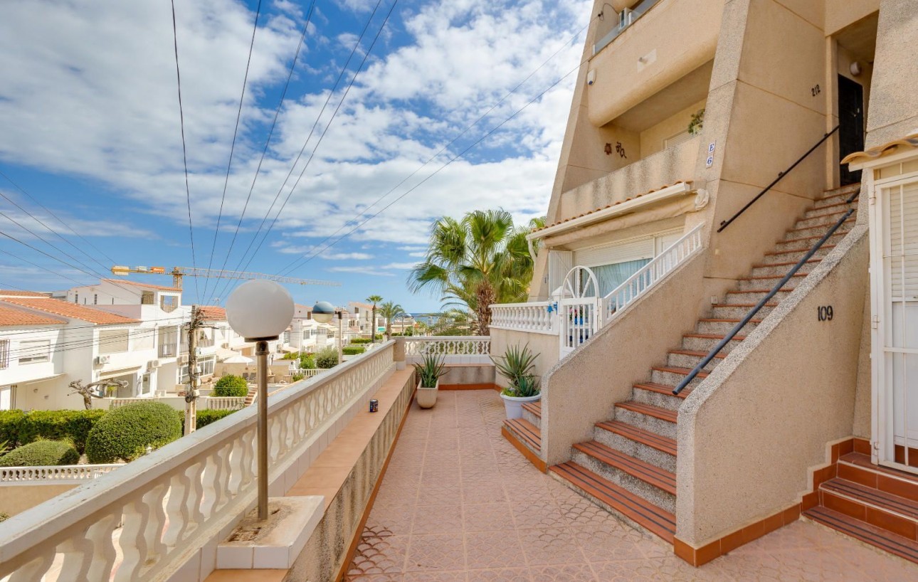 Sale - Apartment - Torrevieja - La Mata