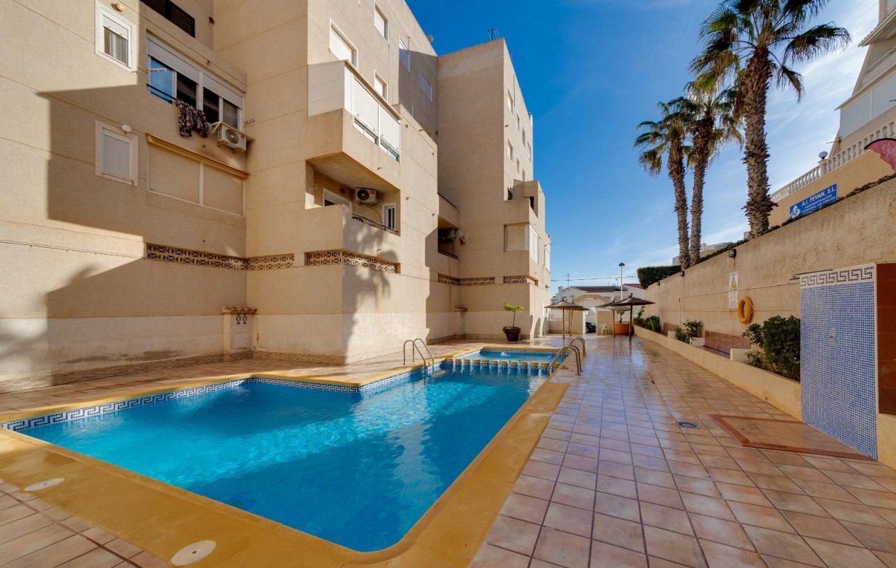Sale - Apartment - Torrevieja - La Mata