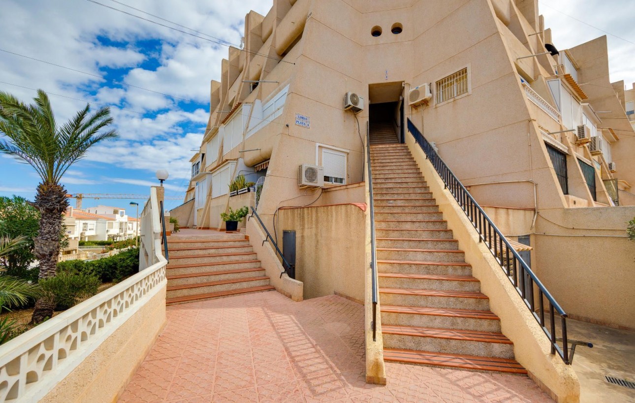 Sale - Apartment - Torrevieja - La Mata