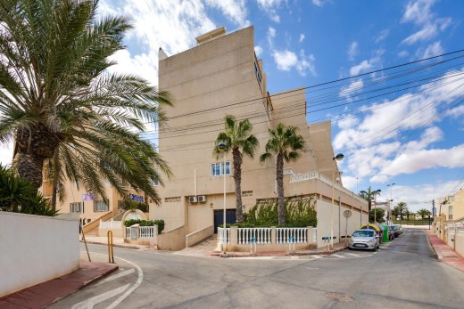 Sale - Apartment - Torrevieja - La Mata
