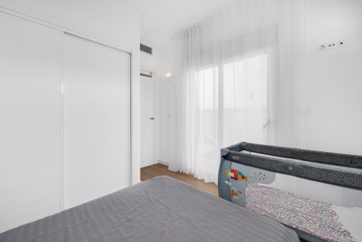 Sale - Chalet - Torrevieja - Los Frutales