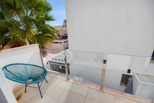 Sale - Chalet - Torrevieja - Los Frutales