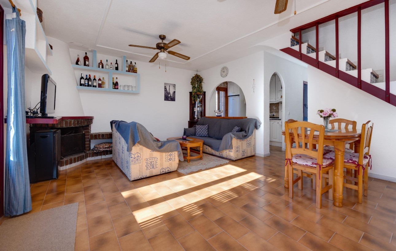 Sale - Bungalow Planta Alta - Torrevieja - La Mata