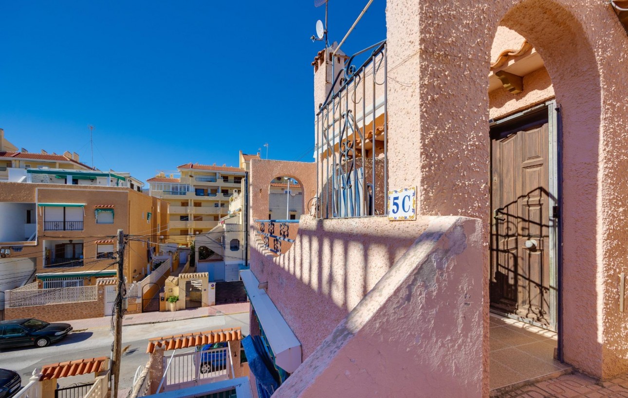 Sale - Bungalow Planta Alta - Torrevieja - La Mata