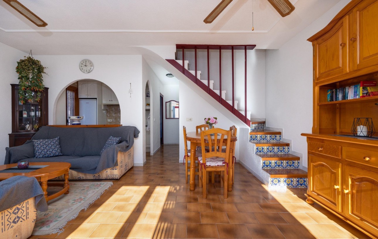 Sale - Bungalow Planta Alta - Torrevieja - La Mata