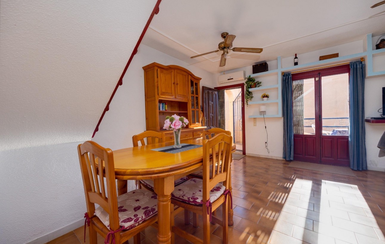 Sale - Bungalow Planta Alta - Torrevieja - La Mata