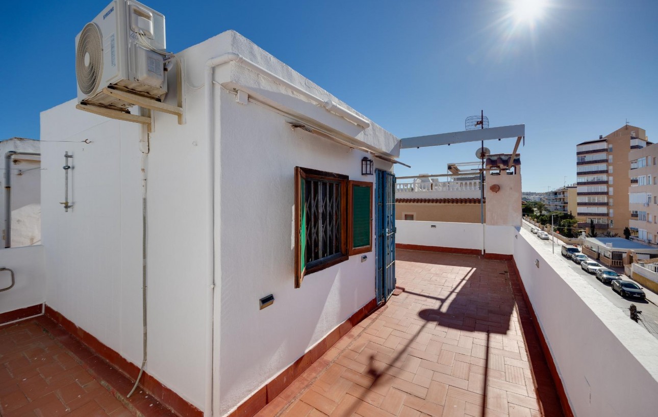 Sale - Bungalow Planta Alta - Torrevieja - La Mata