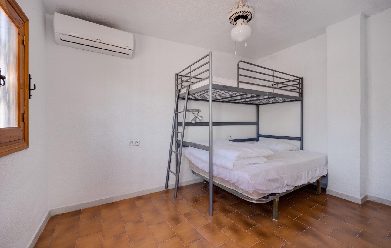 Sale - Bungalow Planta Alta - Torrevieja - La Mata