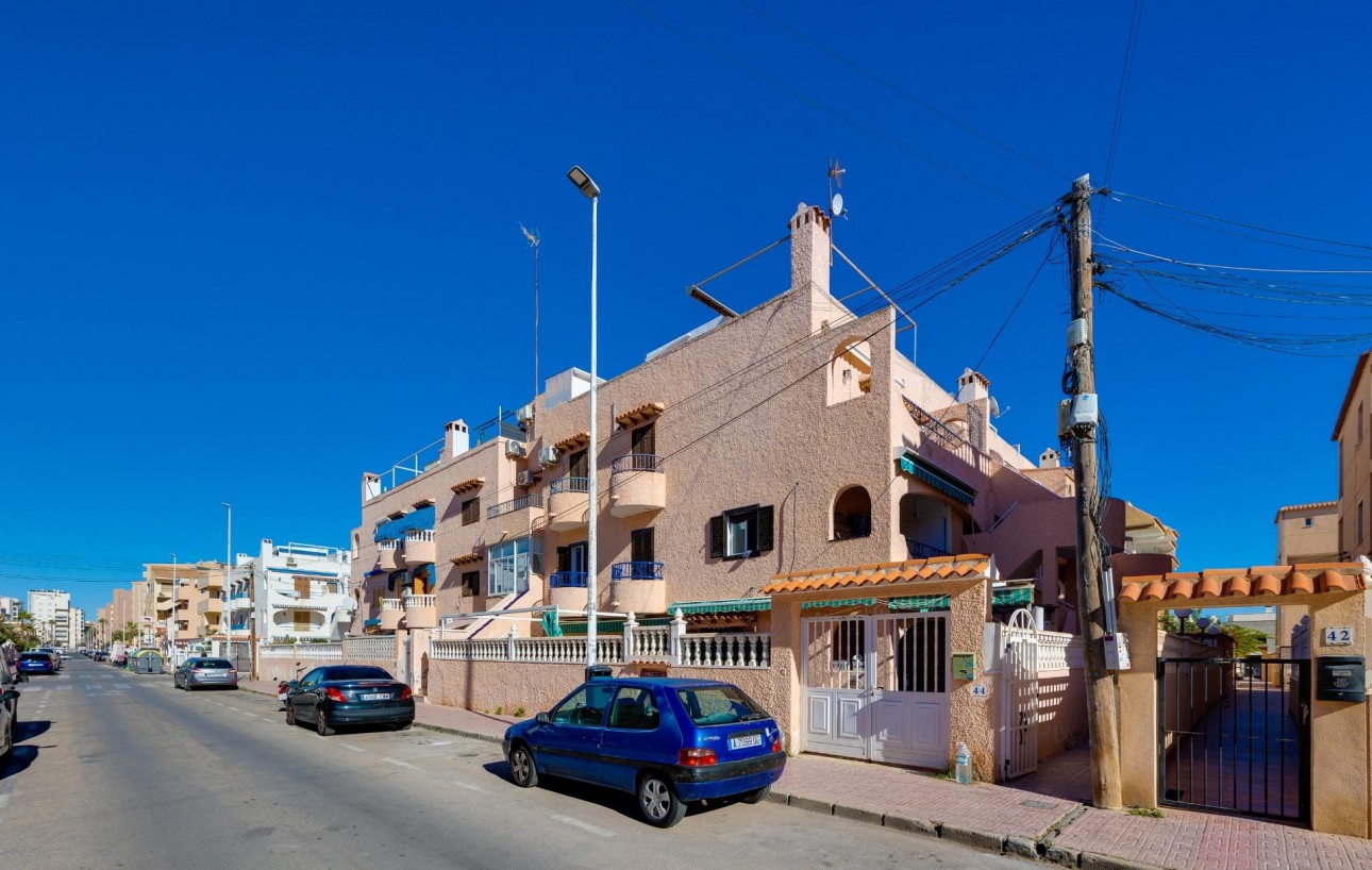 Sale - Bungalow Planta Alta - Torrevieja - La Mata