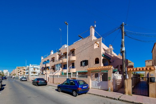 Sale - Bungalow Planta Alta - Torrevieja - La Mata