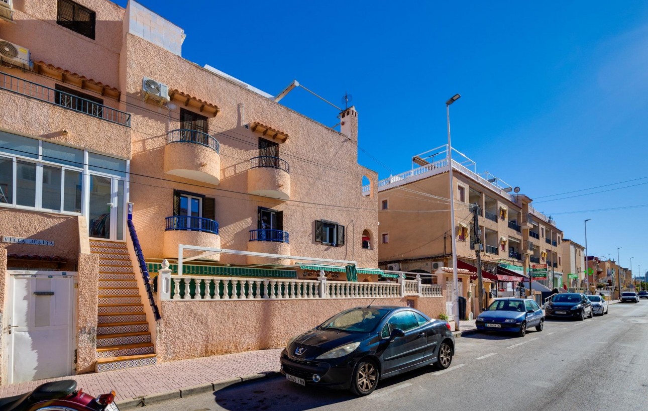 Sale - Bungalow Planta Alta - Torrevieja - La Mata