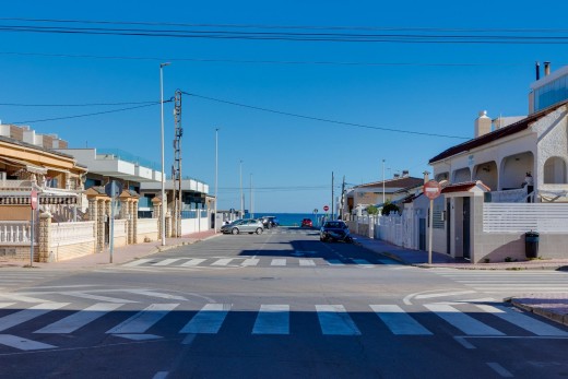 Sale - Bungalow Planta Alta - Torrevieja - La Mata