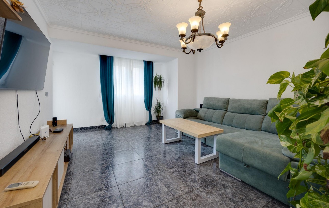 Resale - Wohnung - Torrevieja - Centro