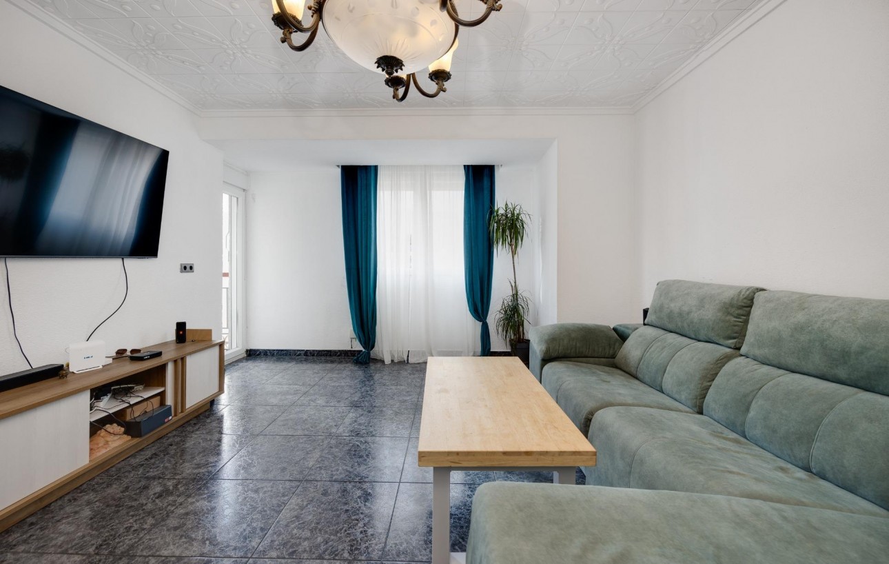 Resale - Wohnung - Torrevieja - Centro