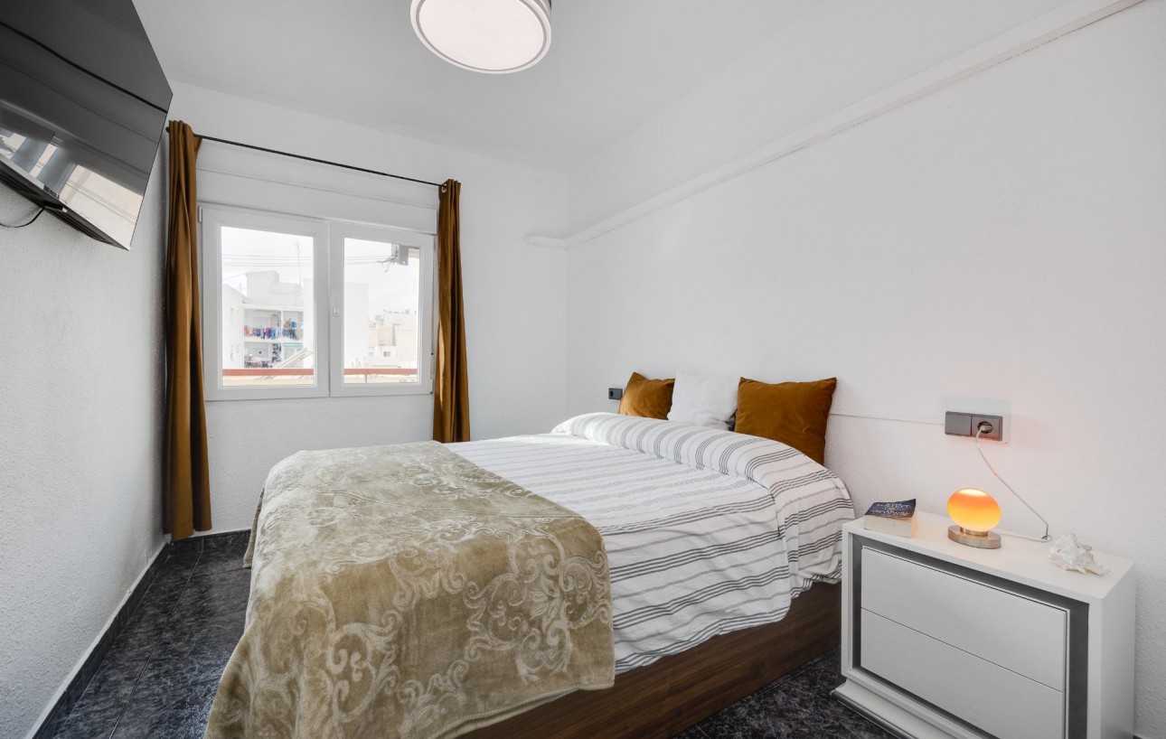 Resale - Wohnung - Torrevieja - Centro