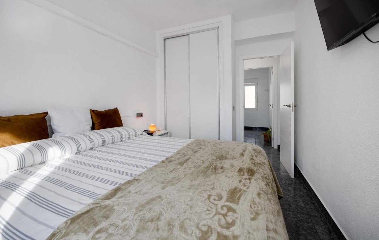 Resale - Wohnung - Torrevieja - Centro