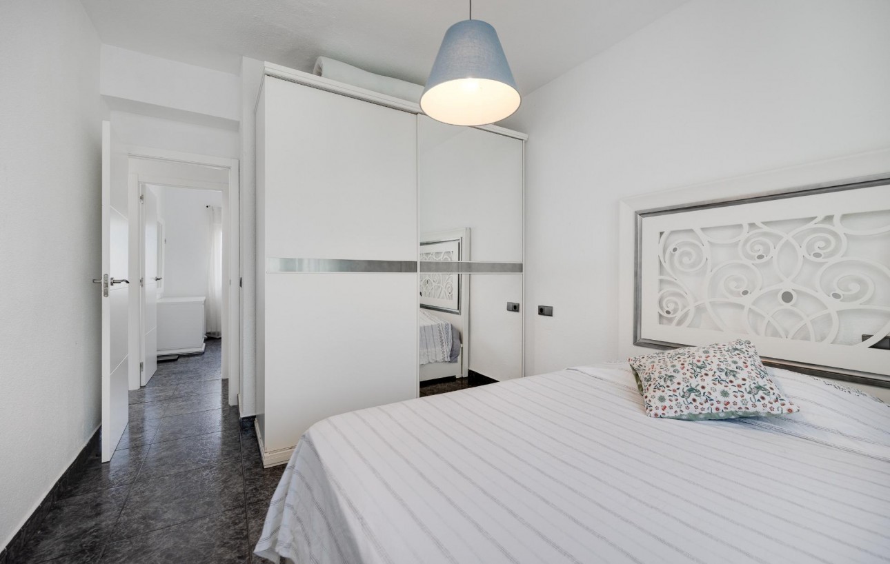 Resale - Wohnung - Torrevieja - Centro