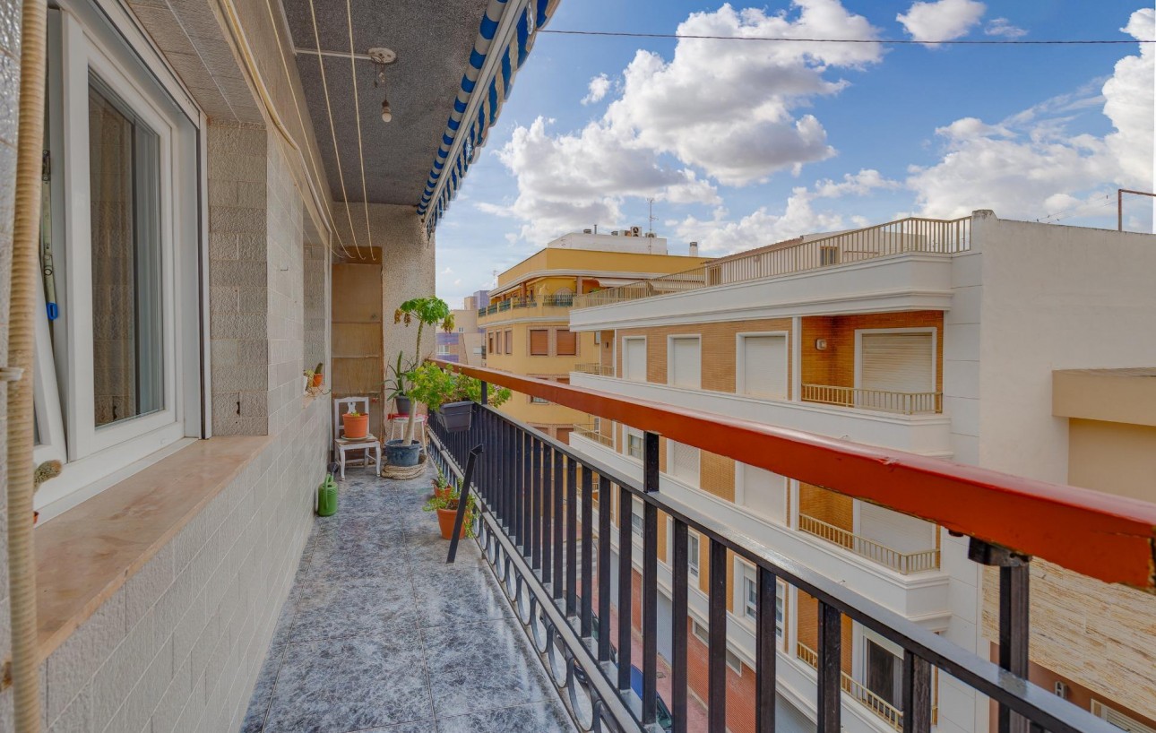 Resale - Wohnung - Torrevieja - Centro