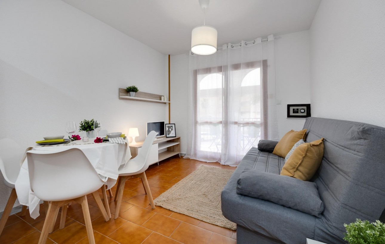 Revente - Appartement - Torrevieja - Calas blanca