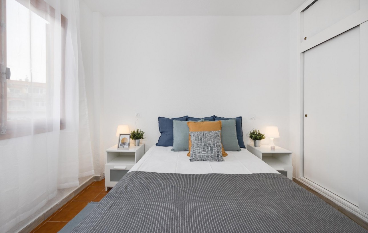 Revente - Appartement - Torrevieja - Calas blanca