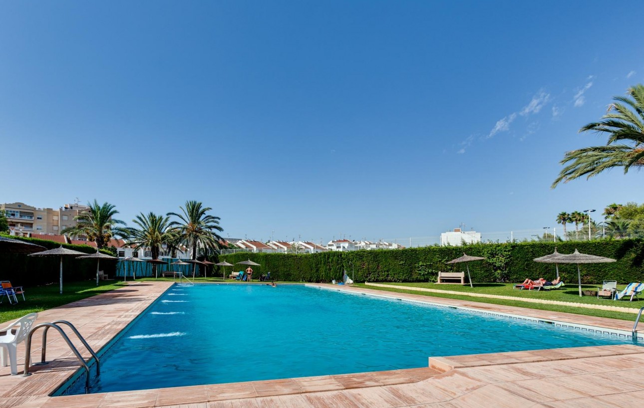 Revente - Appartement - Torrevieja - Calas blanca