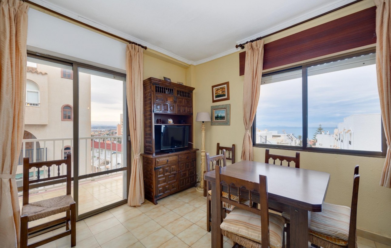 Revente - Appartement - Torrevieja - Torre la mata