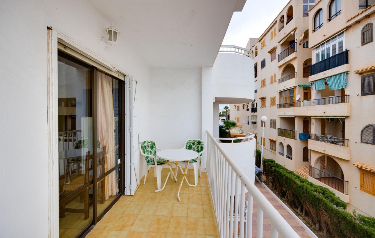 Revente - Appartement - Torrevieja - Torre la mata