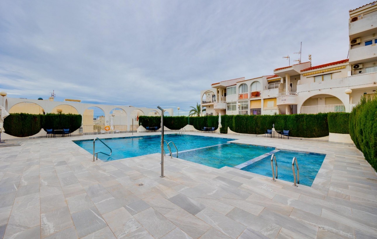 Revente - Appartement - Torrevieja - Torre la mata