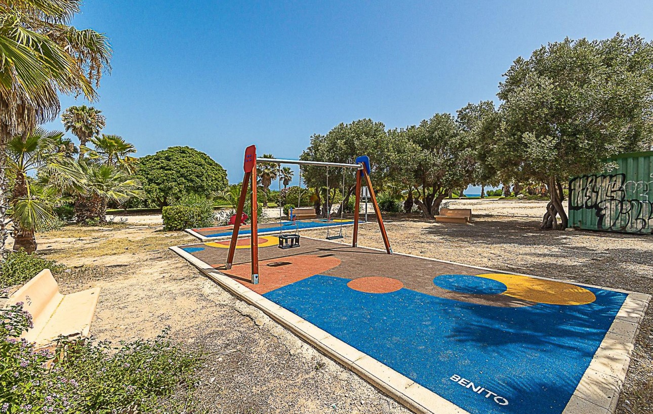 Revente - Appartement - Torrevieja - Torre la mata