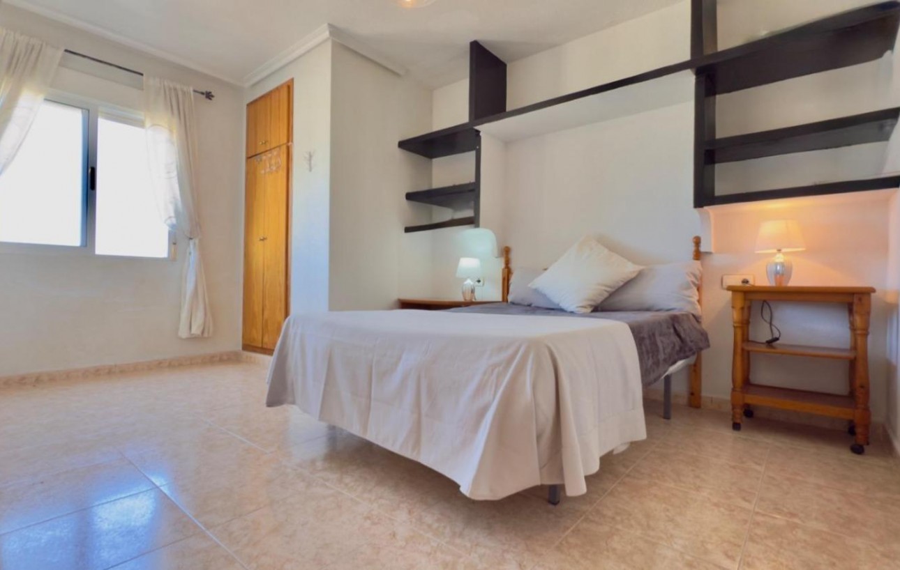 Resale - Lägenhet - Torrevieja - Centro