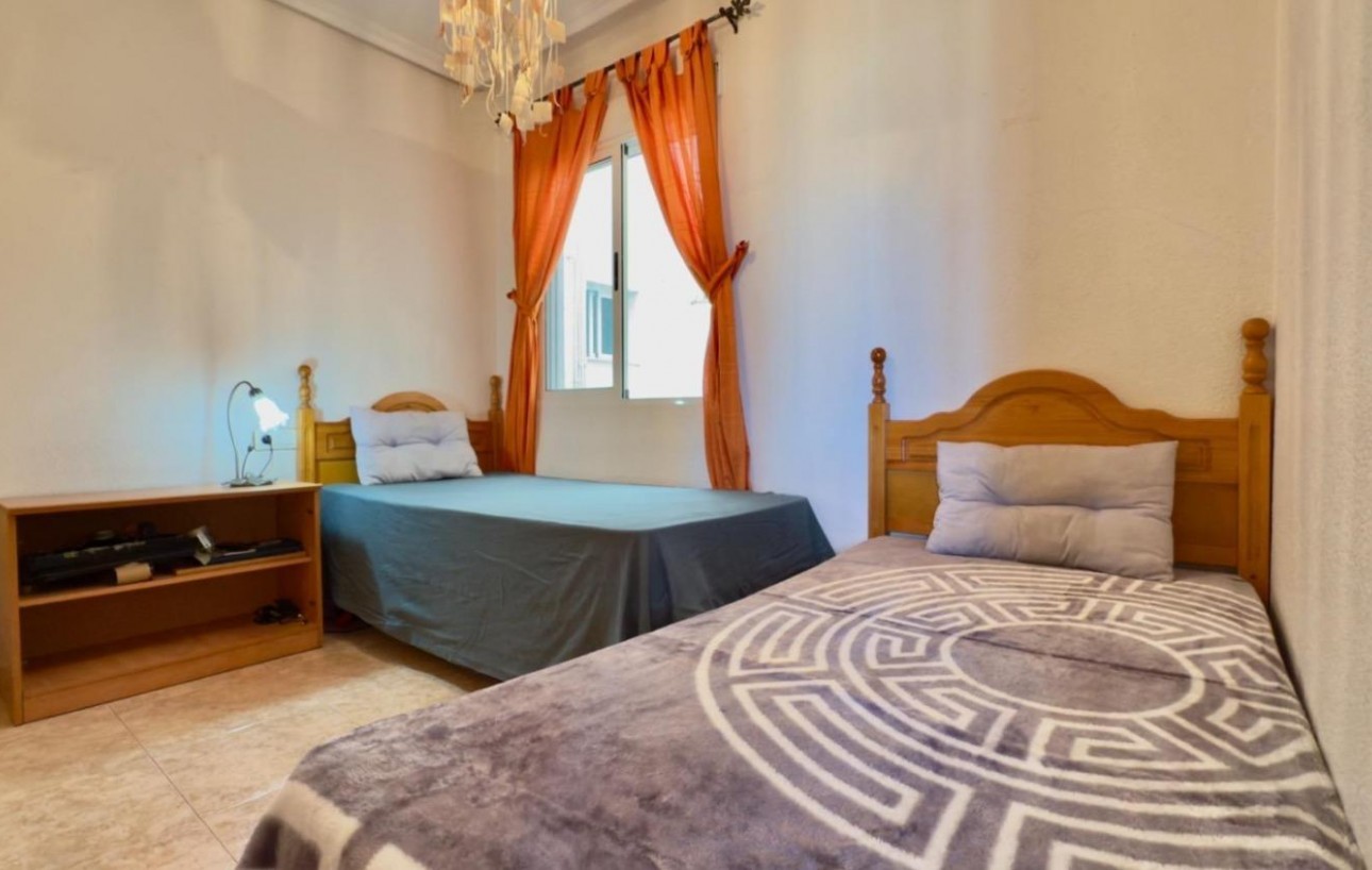 Resale - Lägenhet - Torrevieja - Centro