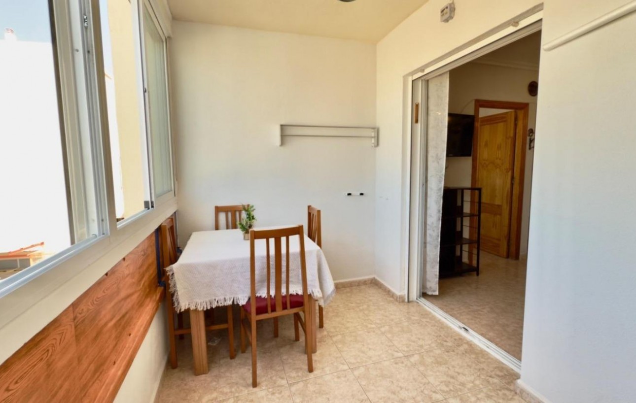 Resale - Lägenhet - Torrevieja - Centro