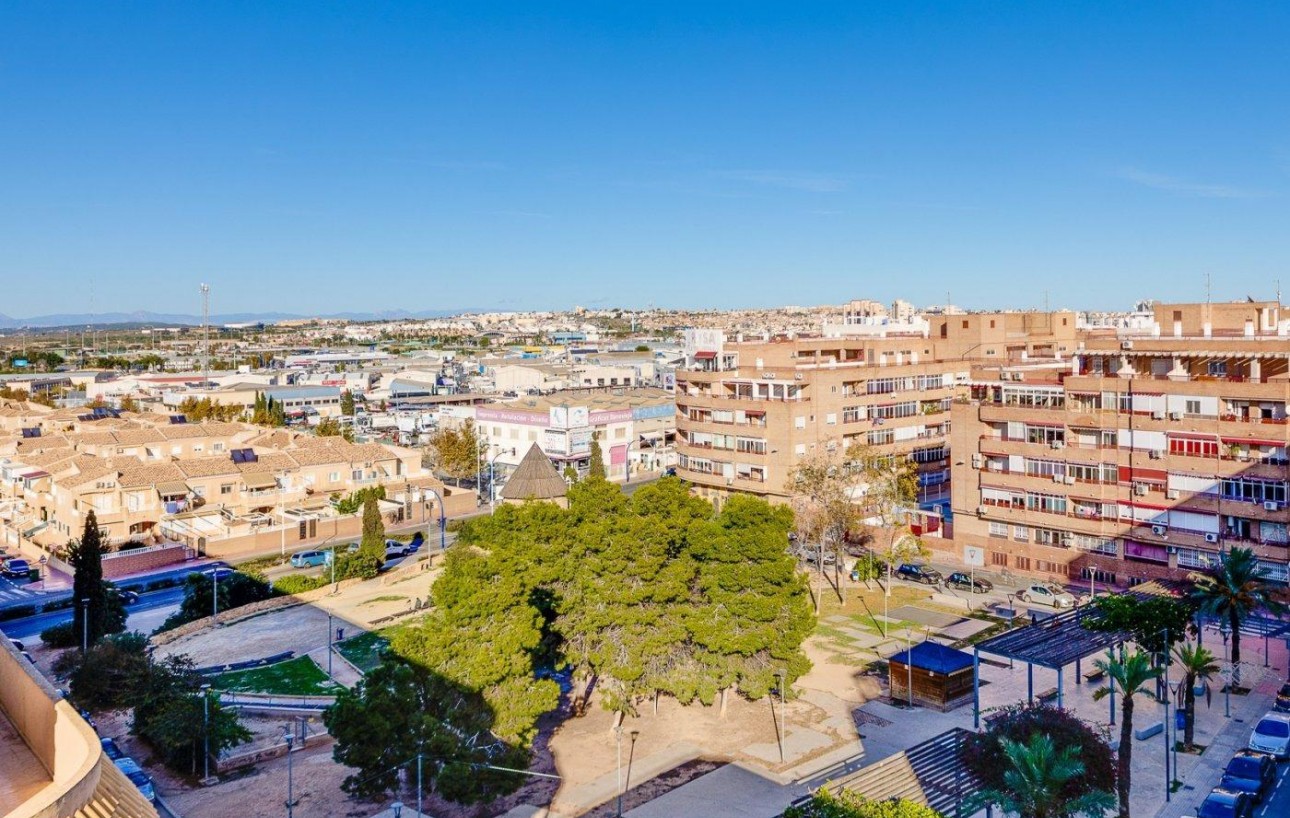Resale - Lägenhet - Torrevieja - Centro